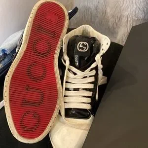 Gucci | Shoes | Worn Authentic Gucci Sneaks Serial 295382  display picture 3